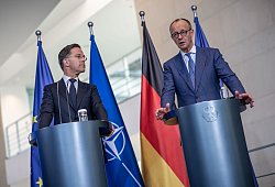 Kanzler Merz trifft Nato-Generalsekretär Rutte - Michael Kappeler/dpa
