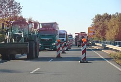 Verkehrsbehinderungen - Till Brand