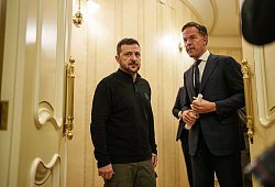 Mark Rutte und Wolodymyr Selenskyj - Evgeniy Maloletka/AP