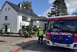 Feuer in Extertal - 1 - Feuerwehr Extertal