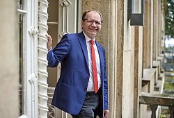 Prof. Dr. Thomas Grosse - Dirk Schelpmeier