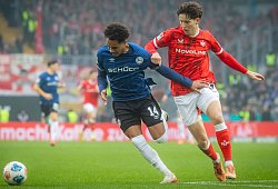 dscfck1 - 1 - Sarah Jonek