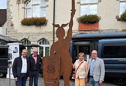 Der Hermann bleibt - Stadt Barntrup