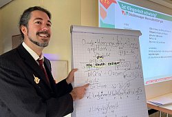 Immer mehr «Trekkies» lernen Klingonisch - Birgit Reichert/dpa