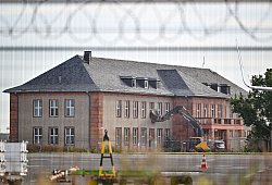 Abriss des Generalshotels - Patrick Pleul/dpa