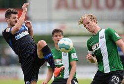 Zweikampf - FOTO: MARC KÖPPELMANN