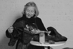 inga-rutzen_grau - Ulrich Heinemann