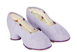 Versteigerung von Andenken an den US-Puppenspieler Jim Henson - -/Julien\\\'s Auctions/dpa