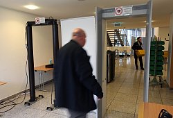 Sicherheit geht vor - Bernhard Preuß