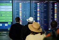 Nach dem Cyberangriff auf Flughäfen - BER - Annette Riedl/dpa