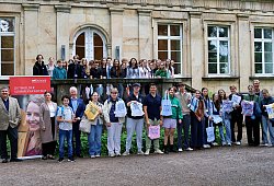 7ae0627a-3157-a72e-f657-81e4eb442f56 - 1 - HfM Detmold/Plettenberg