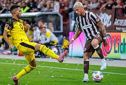 Fußball I Herren I Saison 2025-2026 I Bundesliga I 1. Spieltag I FC St. Pauli - Borussia Dortmund I 23.08.2025 - 1 - IMAGO/Lobeca