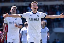 SpVgg Unterhaching - DSC Arminia Bielefeld,- 1 - Teresa Kroeger/RHR-FOTO
