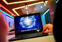 Google Suchtrends 2025 - Christian Charisius/dpa