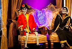 Schloss - 1 - Raphael Bartling