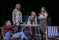 Gute Nachbarn Premiere - Landestheater / Jochen Quast