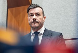 Zweiter Prozess gegen den Ex-Immobilientycoon Benko - Expa/ Johann Groder/APA/dpa