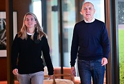 Nia Künzer und Bernd Neuendorf - Sebastian Christoph Gollnow/dpa