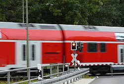 Bahnübergang - Symbolbild: Pixabay