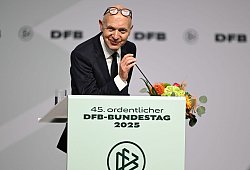 45. DFB-Bundestag in Frankfurt am Main - Arne Dedert/dpa