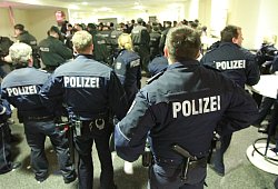 2500 PolizeischÃ¼ler wird das Land in diesem Jahr einstellen - Vera Gerstendorf-Welle