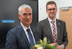 verabschiedung-thorsten-paulussen-im-rat-11122025 - 1 - Stadt Lage