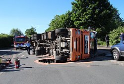 LKW umgekippt - Thorsten Engelhardt