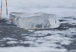 Eisbrocken - Symbolbild: Pixabay