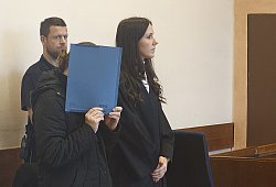 Mordprozess - Janet König