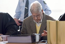 Prozessauftakt gegen einen früheren Auschwitz-Wachmann - dpa