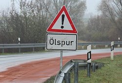 Ölspur - Symbolbild:LZ