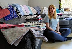 Maskenproduktion - Franziska Berghahn