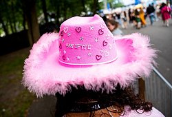 Vor dem Konzert von Taylor Swift in Hamburg - Daniel Bockwoldt/dpa