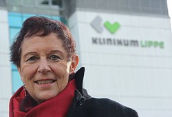 Dr. Christine Fuchs - Martin Hostert