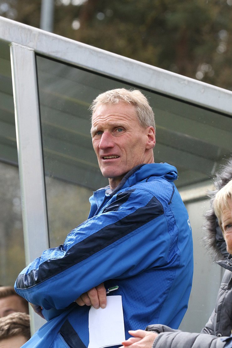 Dreimal Vizemeister ist genug: Werner Koch will FC Fortuna Schlangen zum Titel führen. - © Oliver König