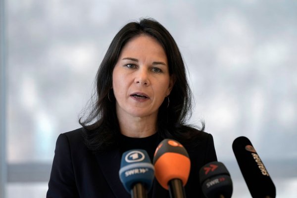 Außenministerin Annalena Baerbock hat die Hinrichtung verurteilt. (Archivbild) - © Bilal Hussein/AP/dpa