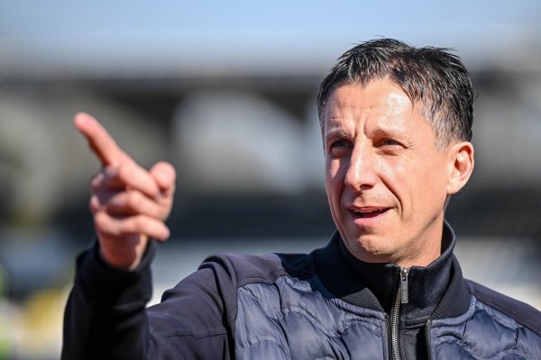 FC-Geschäftsführer Keller sieht den Zweitligisten strukturell auf einem guten Weg - © Harry Langer/dpa