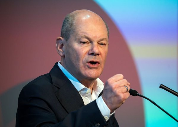 Scholz will für die SPD erneut Kanzler werden. - © Soeren Stache/dpa