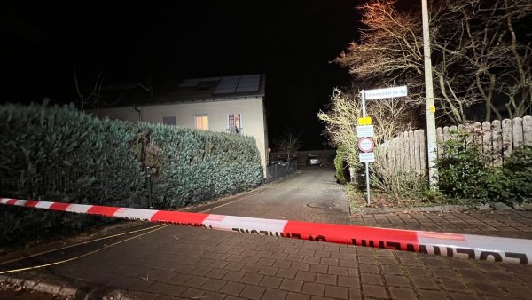 Ein Jugendlicher hat im Nürnberger Land seinen Vater angegriffen - und ihn tödlich verletzt. - © Eberlein/vifogra/dpa