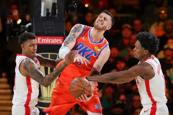 Oklahomas Center Isaiah Hartenstein steuerte 21 Punkte beim Halbfinal-Sieg im NBA Cup bei. - © Ian Maule/AP/dpa