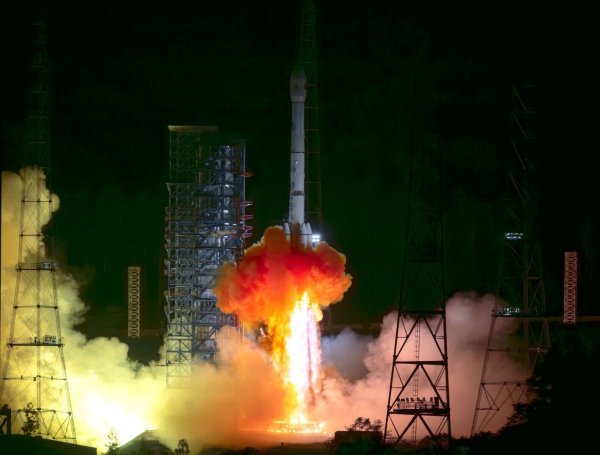 Die Sonde «Tianwen-2» soll Proben von einem Asteroiden sammeln. - © Cai Yang/XinHua/dpa