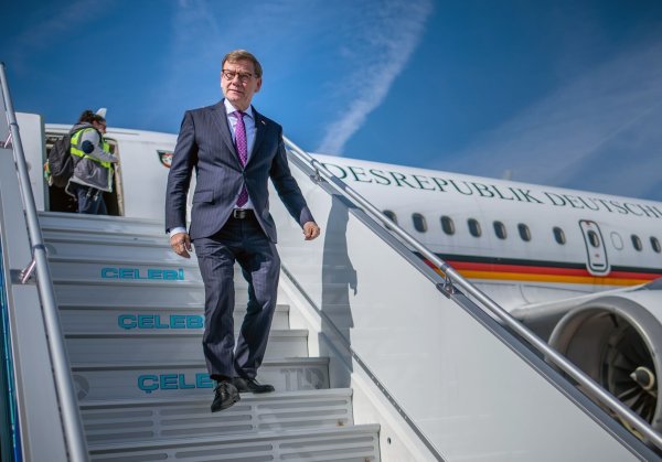 Außenminister Johann Wadephul wollte in den kommenden Tagen China besuchen. Daraus wird nun vorerst nichts. (Archivbild) - © Michael Kappeler/dpa