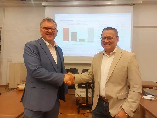 Swen Horstmann (SPD, links) und Marco Müllers (parteilos). - © Michaela Weiße