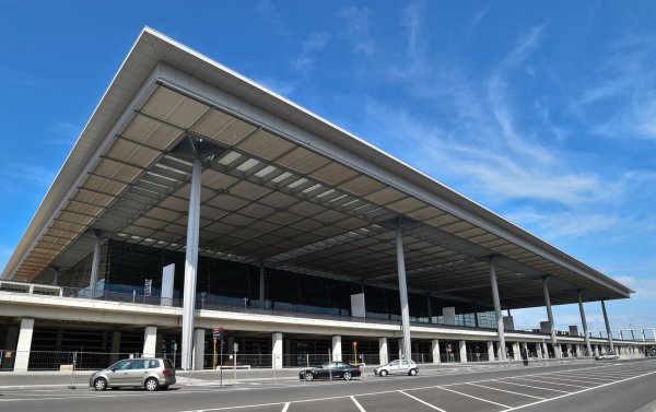 Hauptstadtflughafen BER - © Foto: Patrick Pleul