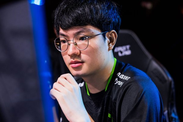 Zum Auftakt der League-of-Legends-WM gelang Loud-Botlaner Route direkt der erste Pentakill. - © Riot Games/dpa