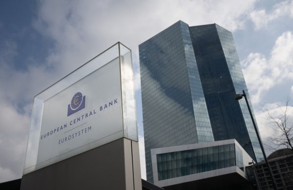 Die EZB in Frankfurt am Main. - © Boris Roessler/dpa