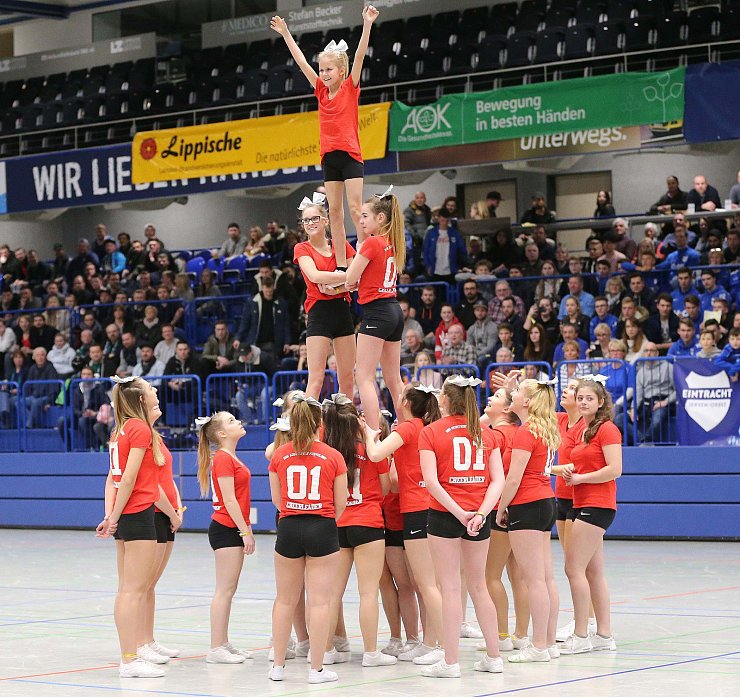 Tolle Darbietungen: Die Angels aus Augustdorf gefielen den 3.700 Besuchern gut. - © Paul Cohen