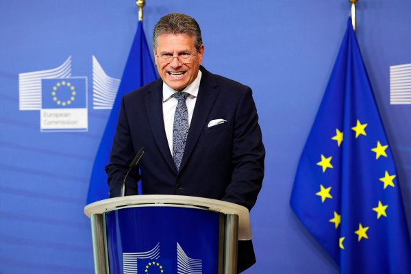 Will vorerst an Plan A festhalten und weiter mit den USA reden: EU-Kommissar Maros Sefcovic. (Archivbild) - © Geert Vanden Wijngaert/AP/dpa