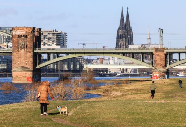 Am Wochenende wechseln sich Sonne und Wolken in NRW ab. (Archivbild) - © Oliver Berg/dpa