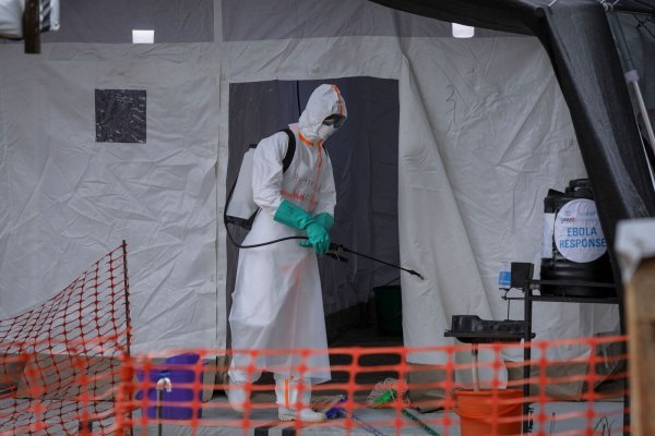 In Uganda gab es einen Ebola-Ausbruch. - Maßnahmen wurden ergriffen. (Archivbild) - © Hajarah Nalwadda/AP/dpa